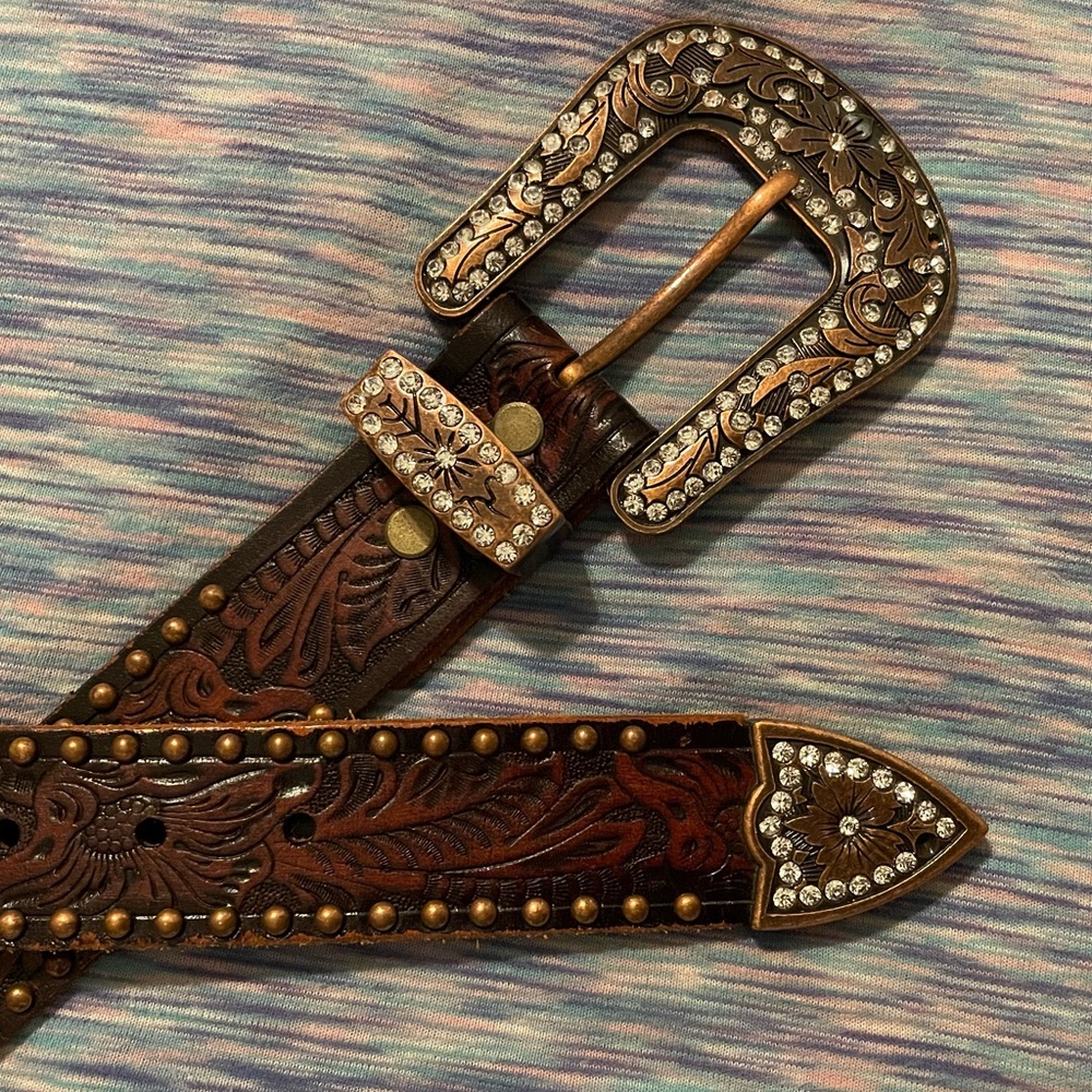 Leather belt